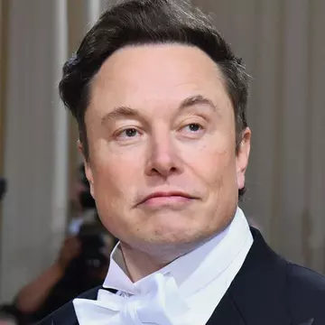 Elon Musk și-a lansat propriul parfum. A câștigat 1 milion dolari în primele ore de când a fost pus la vânzare