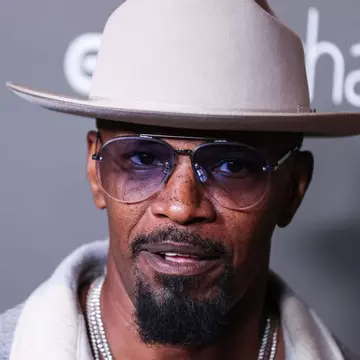 Jamie Foxx, acces interzis la petrecerea aniversară a cântăreței Cardi B
