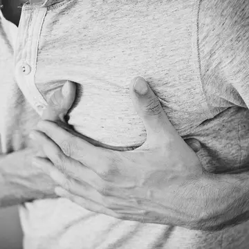 Top 10 simptome care pot anunța un infarct miocardic