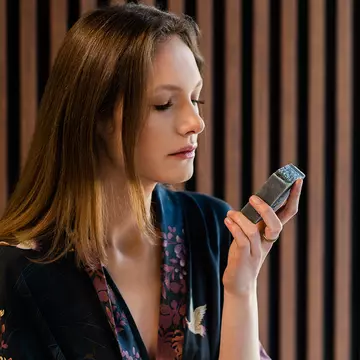 O clipă de răsfăț pentru tine, beneficii pe termen lung pentru pielea ta cu săpunurile Bright Lotus