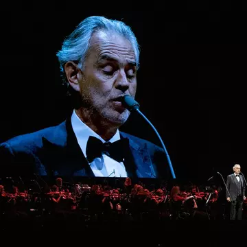 Când și cum și-a pierdut Andrea Bocelli vederea. Tenorul nu s-a născut nevăzător