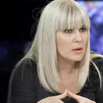 Elena Udrea, de urgență la spital după ce a leșinat în închisoare. Cum au găsit-o medicii