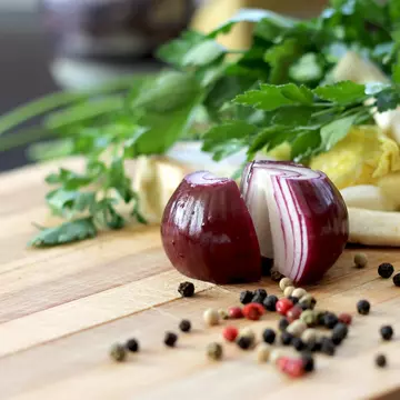 Reguli de păstrare a alimentelor pe care nu le știai până acum – Cum păstrezi mâncarea proaspătă mai mult timp!