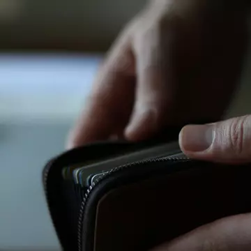 Angajatorii se pregătesc pentru transparentizarea pieței salariilor: peste 10.000 de joburi cu salariul afișat, în acest moment, pe eJobs.ro. Retailul, serviciile și transporturile sunt domeniile cu cea mai mare deschidere față de publicarea salariilor