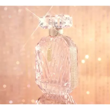 Victoria's Secret lansează un nou parfum în ediție limitată