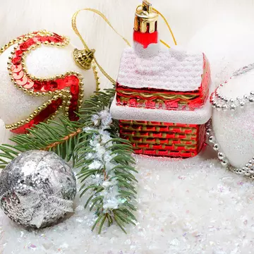 Cum să faci zăpadă artificială pentru decorațiunile de Crăciun