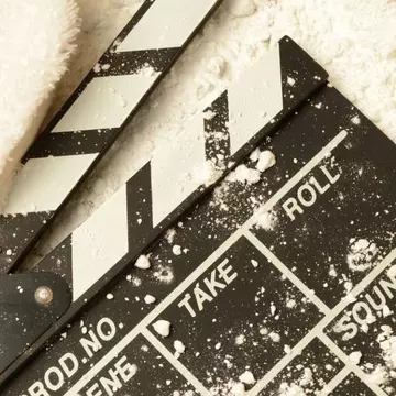 Top 10 cele mai frumoase filme și seriale de Crăciun pe care le poți vedea pe Netflix