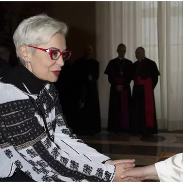Monica Anghel l-a întâlnit pe Papa Francisc: "În viață sunt momente unice, de poveste"