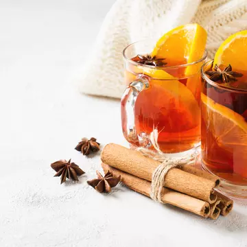 Vin fiert – rețete. Cum prepari cel mai bun vin fiert. Istoria vinului fiert