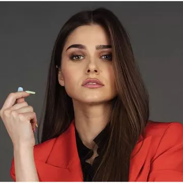 Theo Rose vorbește despre fața nevăzută a celebrității: "Artiști mari au sfârșit prin a se sinucide. De ce? Pentru că așa e treaba"
