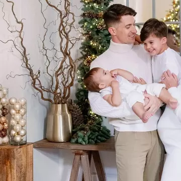 Andreea Popescu, fosta dansatoare a Deliei, va participa la emisiunea „Mămici de pitici, cu lipici”: Suntem dezbrăcați de secrete”