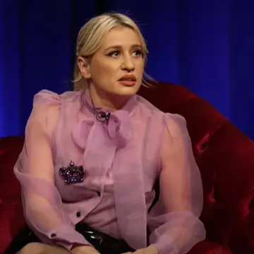 Ce joburi a avut Anisia Gafton, înainte să se apuce de stand-up: "Am împărțit și pliante"