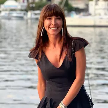 Ilinca Vandici, sfaturi pentru îngrijirea tenului bronzat. Cum arată vedeta fără machiaj