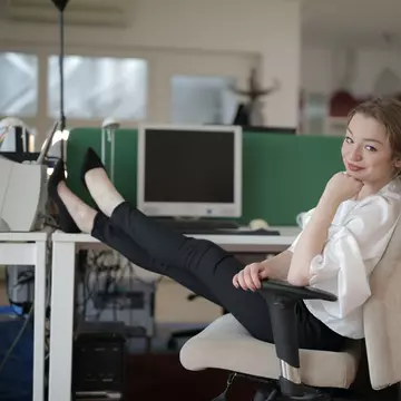 (P) Descoperă-ți feminitatea în timp ce îți asiguri un venit garantat