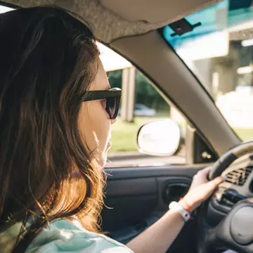 Cum eviți accidentele rutiere – sfaturi pentru începători și profesioniști