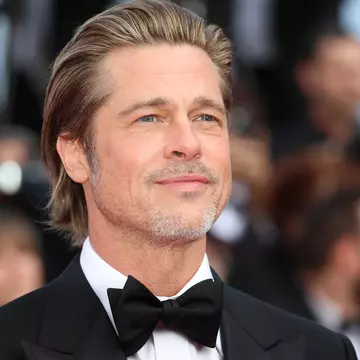Forbes a publicat topul celor mai bine plătiți artiști din lume în 2022. Cu ce sume se laudă Brad Pitt sau Taylor Swift?