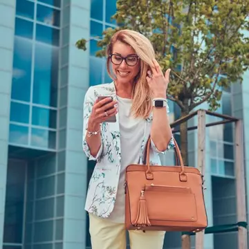 Credit online - pentru ce îl folosesc femeile cel mai des?