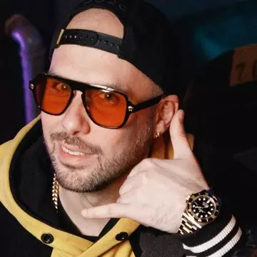 Deliric, mesaj dur pe rețelele de socializare: „Anonimatul în spatele tastelor naște monștri”. Ce l-a supărat pe iubitul Innei