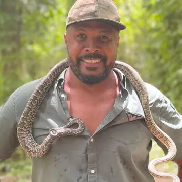 Cabral i-a cântat unei femei piesa lui Connect-R, după ce ea i-a lăudat performanțele: "Aveam pe mine chiloții ăia jerpeliți"