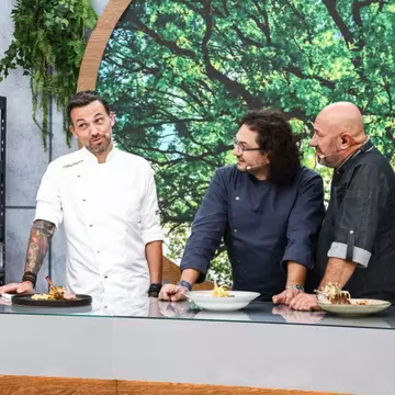 „Chefi la Cuțite” revine la Antena 1, cu cel de-al 11-lea sezon. Confruntările dintre cei trei jurați ating un nou nivel