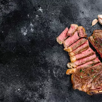 7 motive pentru care să consumi carnea de vită Angus grass-fed, produsă în România