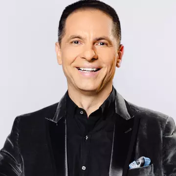 Dan Negru, dorit în reclamele la jocuri  de noroc. Cum a răspuns prezentatorul: "Succesul  îl câștigi urcând pe scări, nu cu liftul norocului"
