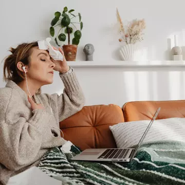 7 schimbări ale organismului care pot apărea odată cu menopauza