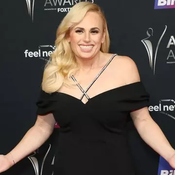 Rebel Wilson are interzis la Disneyland. Ce regulă a încălcat actrița