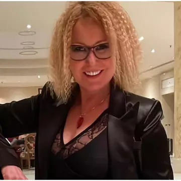 Tania Popa s-a căsătorit în secret, după o săptămână de relație: "Viața este extrem de scurtă și merită să încercăm" / Exclusiv