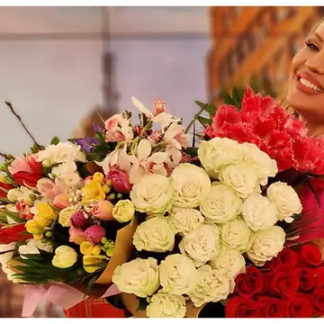 Cum a fost sărbătorită Mirela Vaida. Prezentatoarea de la Acces direct a împlinit 41 de ani