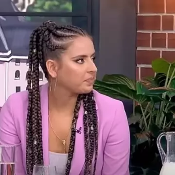 Ada Dumitru a părăsit "Survivor" fără a fi eliminată. Ce probleme de sănătate are fiica vitregă a lui Bebe Cotimanis