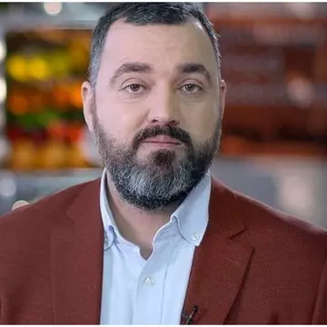 Cristi Mărgărit, nutriționist: ”Mâncăm la întâmplare, pe fugă, pe fond de stres, inconștient”. Ce înseamnă alimentație sănătoasă / Exclusiv