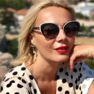 Dana Săvuică, despre operația suferită și bărbatul care o face fericită: "Ne completăm unul pe celălalt"/ Exclusiv