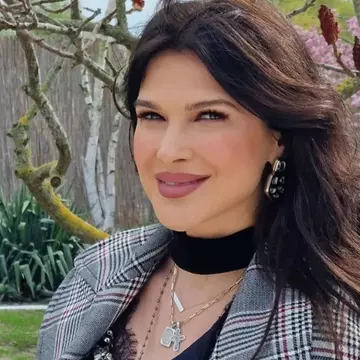 Ce mamă frumoasă are Monica Bîrlădeanu! Suferința prin care a trecut familia vedetei