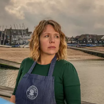 Din 22 mai, DIVA îți face cunoștință cu simpatica "Pearl, detectiv la Whitstable"