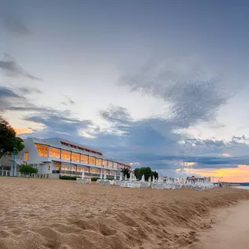 AluaSun Helios Beach - experiență Hyatt all-inclusive premium pe una din cele mai frumoase plaje de pe litoralul din Bulgaria