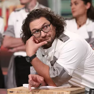 Florin Dumitrescu și-a schimbat look-ul. Cum a apărut la nunta lui Smiley cu Gina Pistol / Video