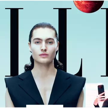 Revista ELLE lansează prima copertă pe care o poți purta din România