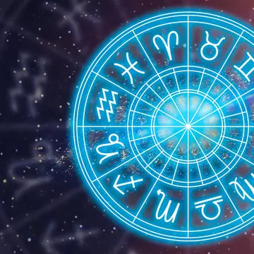 Horoscop 25 iulie 2023. Taurii, printre nativii care pot avea parte de întâlniri karmice