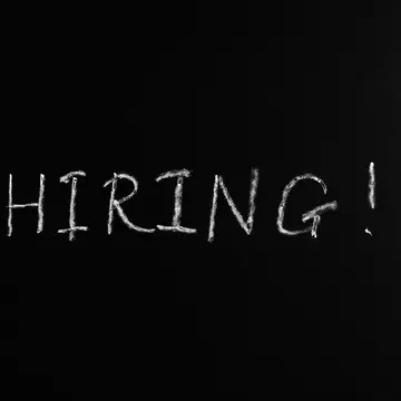 3 sfaturi de care să ții cont atunci când începi să îți faci CV-ul