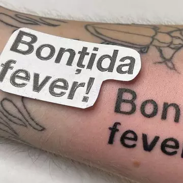 Bonțida Fever pe viață: Sute de fani Electric Castle și-au tatuat cel mai cool mesaj al momentului