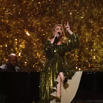 Adele, reacție violentă după ce mai multe artiste au fost lovite în față la concertele lor: „Vă provoc”
