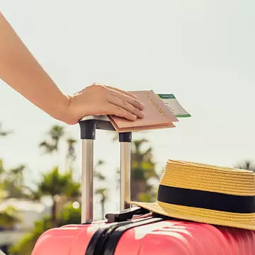 Detalii tehnice la care să fii atentă înainte de a pleca în vacanță