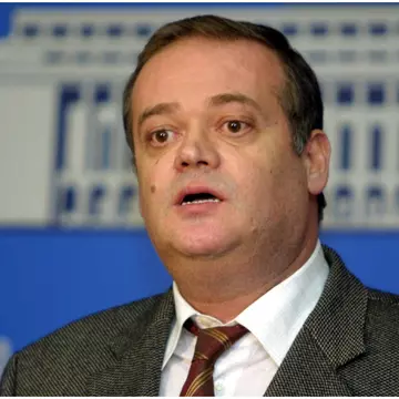 Vedeta de televiziune cu care s-a iubit Dan Matei Agathon. A stat ani buni cu o blondă cu 30 de ani mai tânără ca el