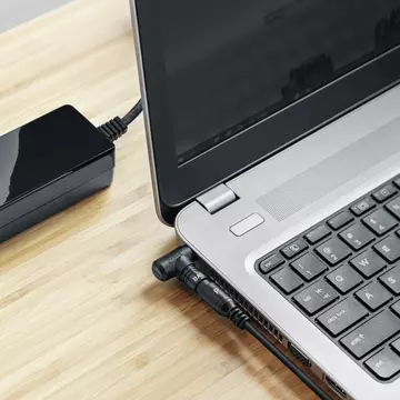 De ce să nu folosești un încărcător universal pentru laptopul tău