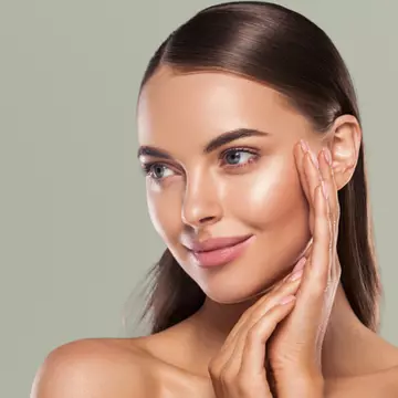 Ce beneficii are serumul pentru față și cum îl alegi pe cel potrivit