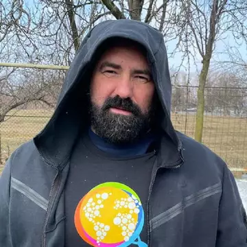 Adi Hădean, mesaj dur la adresa autorităților din cauza unor probleme ale fiului său. "Faceți-vă treaba! Nu vă plătim să stați degeaba!"