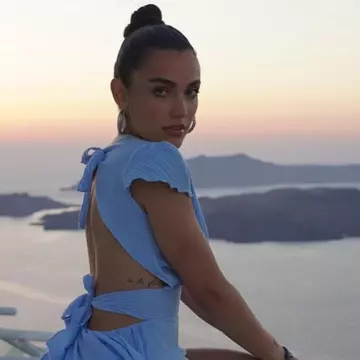 Alexia Eram, aniversare în Grecia cu Mario Fresh. Cum a reacționat Andreea Esca: “Acum 23 de ani, strigam pe stradă"