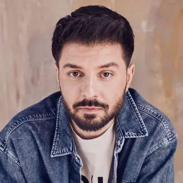 Ce mai face Bogdan Ioan, câștigătorul Vocea României 2018. Artistul a lansat un videoclip special