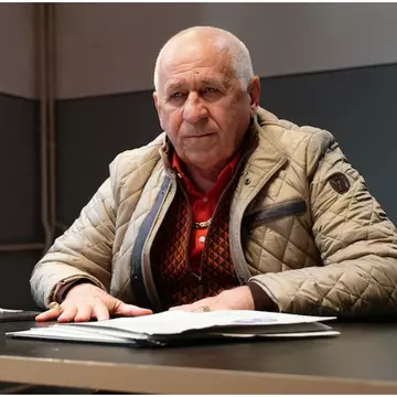 George Mihăiță (Tătuțu), dezvăluiri din culisele noului sezon “Clanul”: “Se complică lucrurile”. Câte ore pe zi repetă textul pentru serial / Exclusiv